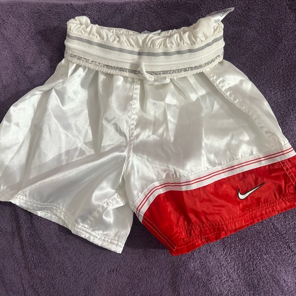 Nike White Shorts with Red Accent Panel - Picture 3 of 3